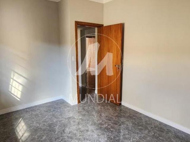 Casa térrea na rua 3 dormitórios/suite, cozinha planejada