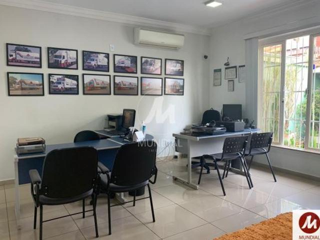 Casa térrea na rua 3 dormitórios/suite, cozinha planejada
