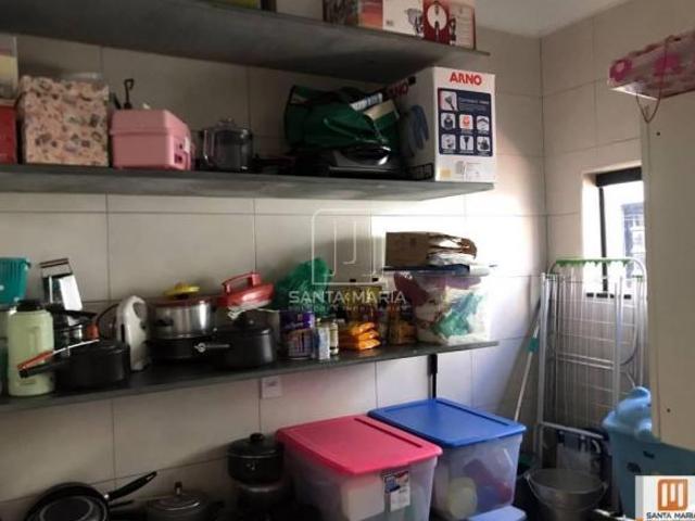 Casa térrea na rua 3 dormitórios/suite