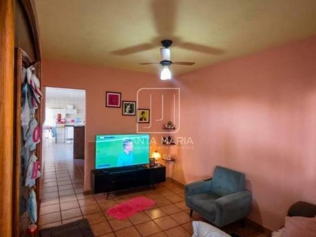 Casa térrea na rua 2 dormitórios