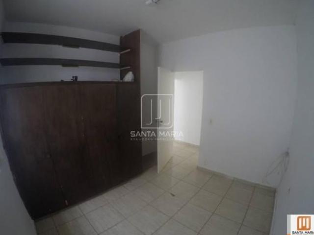 Casa térrea na rua 2 dormitórios, cozinha planejada