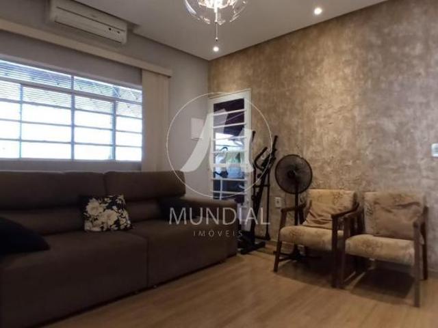 Casa térrea na rua 2 dormitórios/suite, cozinha planejada