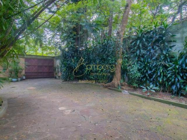 Casa térrea no Alto da Boa Vista com 1200 metros de terreno