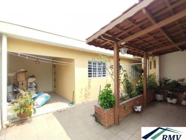 Casa térrea no Bairro Jordanópolis