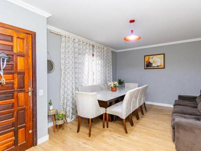 Casa térrea no bairro Uberaba!