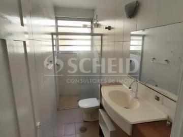 Casa Térrea no Campo Grande, 150m2, com 2 quartos, sala, cozinha com armários, jardim, 2 vagas