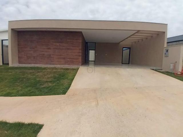 Casa Térrea no Condomínio Damha 2
