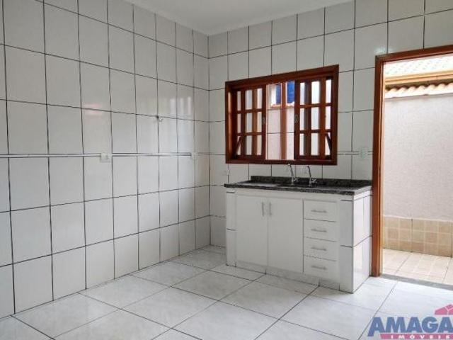 Casa térrea no jardim Florida