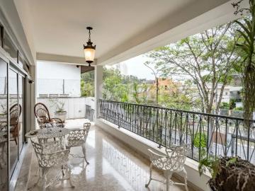 Casa térrea no Jd. Marajoara, com 4 dormitórios, piscina e área gourmet