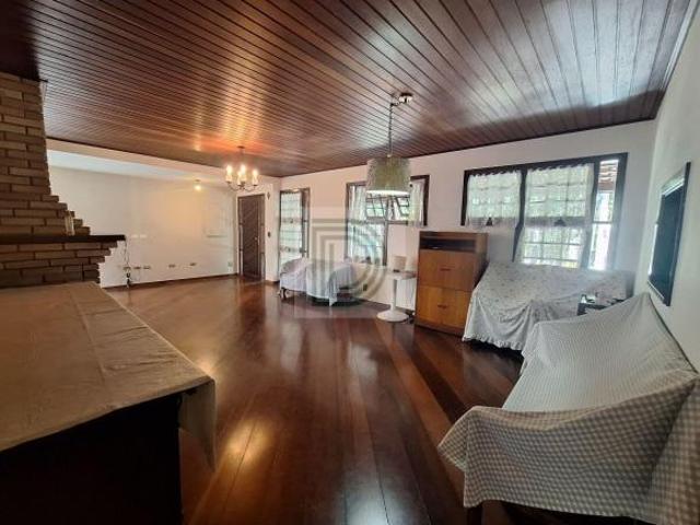 Casa térrea no Parque Continental | 3 dormitórios 1 suíte, 5 vagas e espaço gourmet