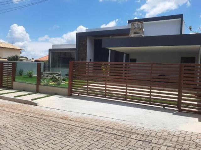 Casa Térrea Nova Condomínio Particular/Aceita permuta por terreno