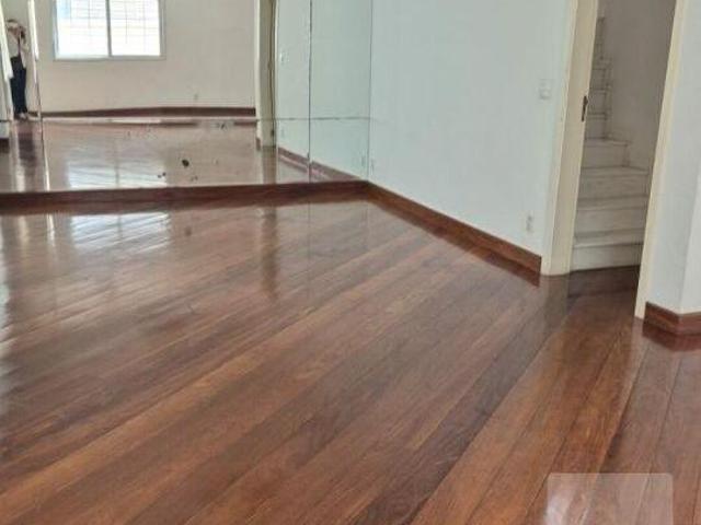 Casa Térrea, Pacaembu São Paulo