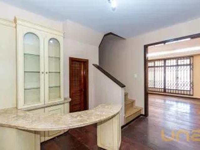 Casa Térrea para alugar 4 quartos, 226 m² em Jardim das Américas, Curitiba