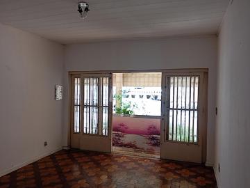 Praça Quinze de Outubro, Rua Adauto de Assis