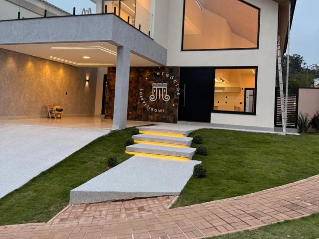 CASA TÉRREA PARA LOCAÇÃO COM 04 QUARTOS NO CONDOMÍNIO BRISAS DO LAGO JUNDIAÍ/SP