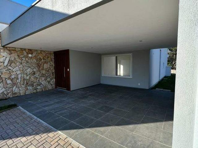 Casa térrea para locação no Condomínio Figueiras