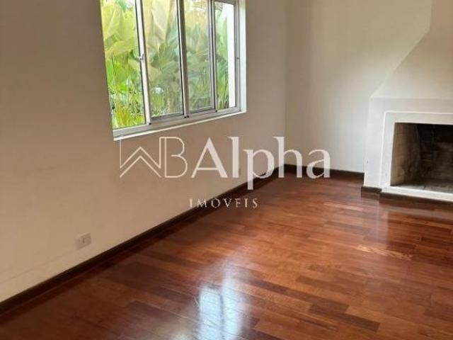 Casa térrea para locação no Residencial Alphaville 3 em Santana de Parnaíba SP