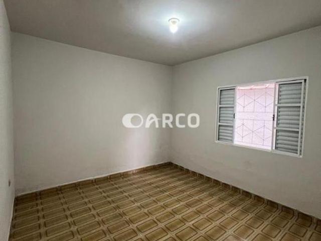 Casa Térrea para Reforma no Jardim Vale do Sol com 130m²