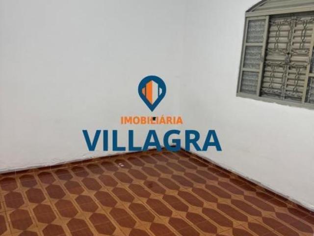 Casa Térrea para Venda em São José dos Campos, Jardim Vale do Sol, 2 dormitórios, 1 banheiro, 2 vaga