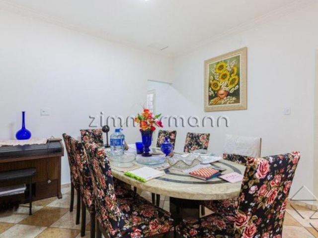 CASA TÉRREA POMPÉIA 2 DORMITÓRIOS 2 VAGAS