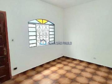 Casa térrea próxima ao metrô Conceição | Terreno 183m² | 6 vagas