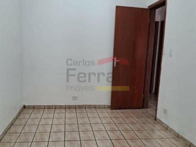 CASA TÉRREA PRÓXIMO A AV. BRAS LEME COM 2 DORMITÓRIOS + 2 VAGAS DE GARAGEM