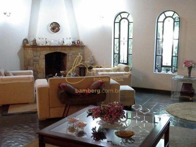 Casa térrea, raridade! Excelente terreno com 1000m² aproximadamente! 3 quartos, amplo living !
