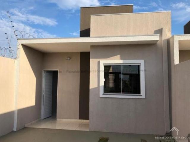 Casa térrea rica em móveis planejados