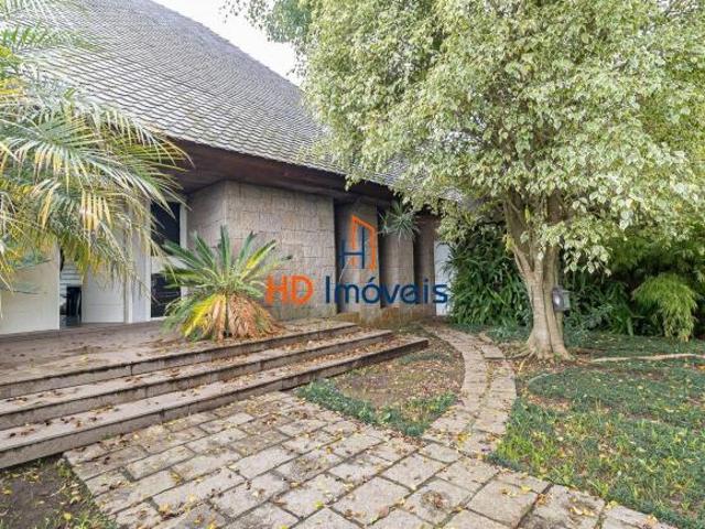 Casa terreno com 7 quartos 4 suítes e piscina à venda, 713 m² por R$ 3.690.000,00 Guabirotuba C