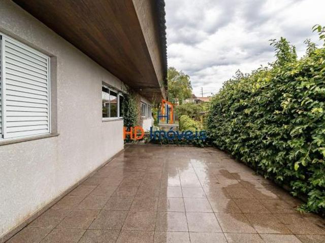 Casa terreno com 7 quartos 4 suítes e piscina à venda, 713 m² por R$ 3.690.000,00 Guabirotuba C
