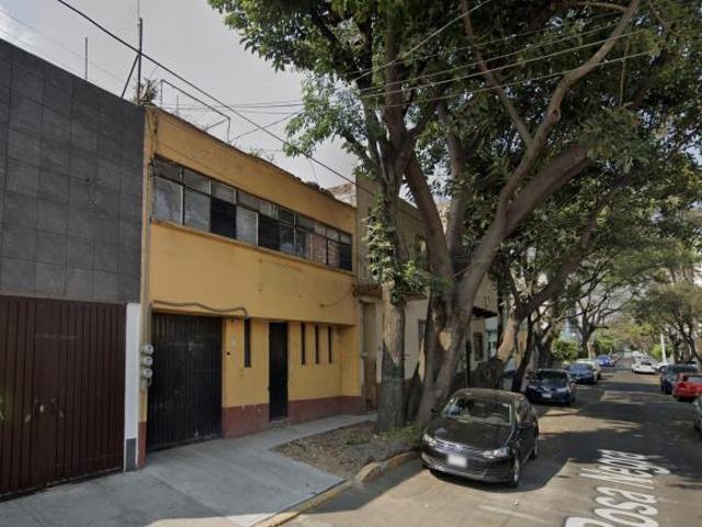 Casa terreno en venta en Molino de Rosas