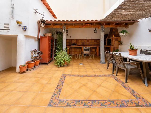 Casa terrera con garaje y azotea a 400 m de Las Canteras