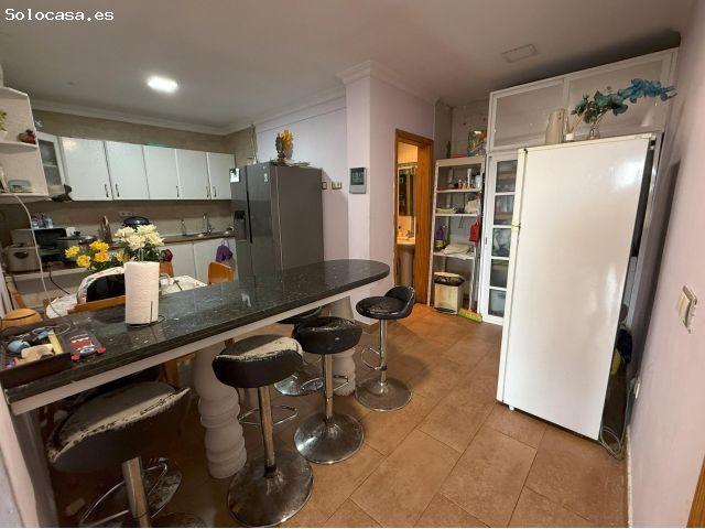 Casa terrera con terreno en venta en Las Mesas