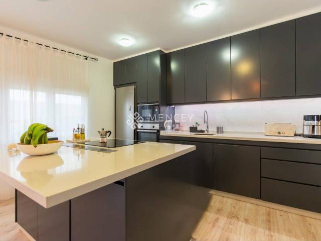 Casa terrera moderna y luminosa en venta en el corazón de Tejina