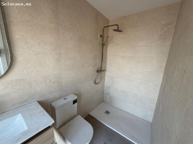 Casa Tipo Dúplex en Venta en Torremolinos, Málaga