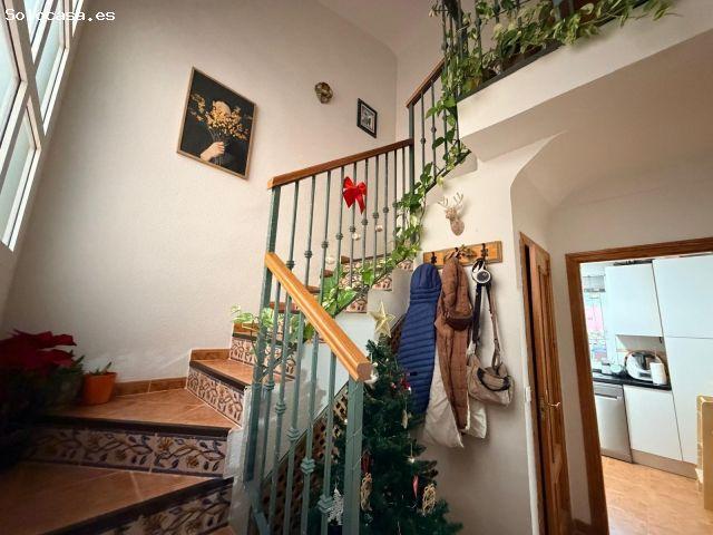 Casa Tipo Dúplex en Venta en Vícar, Almería