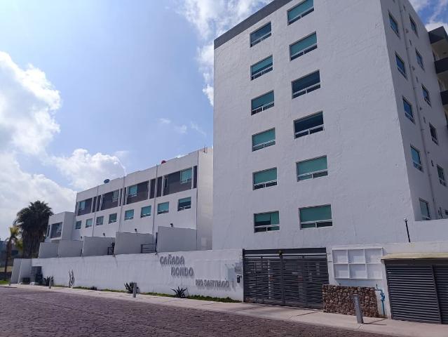 CASA TIPO DÚPLEX EN VENTA/RENTA EN CAÑADAS DEL LAGO, CORREGIDORA, QRO. D.E