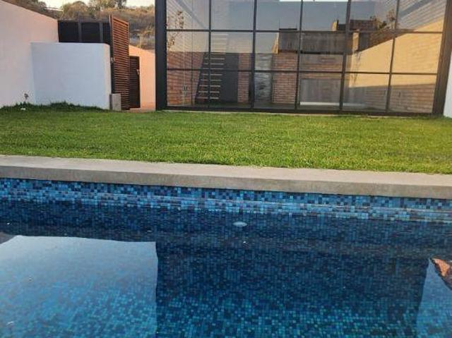 Casa Tipo Loft Industrial con Alberca Privada en Cuernavaca