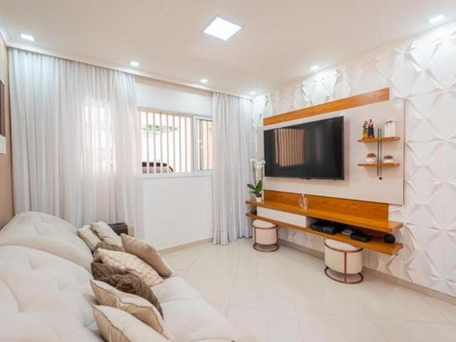 Casa tipo para venda com 3 quartos, sendo 1 suíte, 150m²