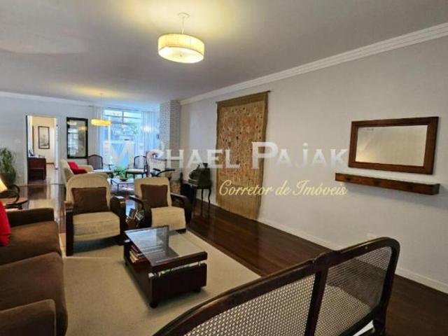 Casa tipo para venda com 3 quartos, sendo 3 suítes Michael Pajak 11 99996 4550