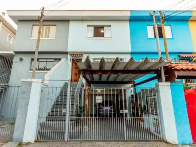 Casa tipo para venda com 3 quartos, 170m²