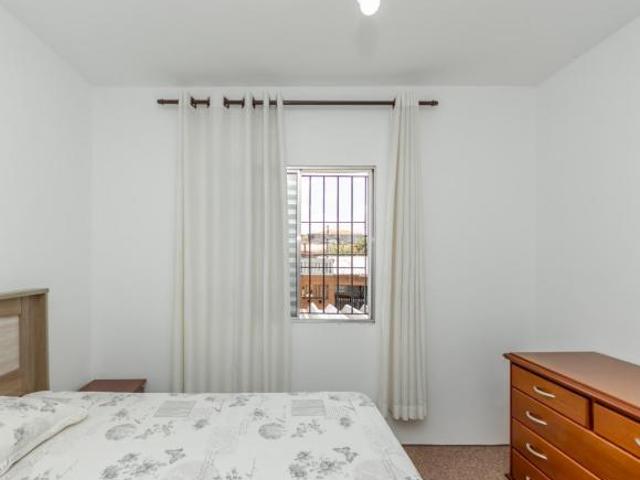 Casa tipo para venda com 2 quartos, 89m²