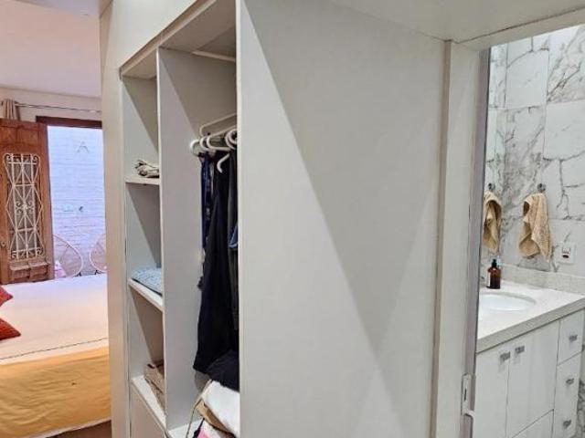 Casa tipo para venda com 7 quartos, 360m²