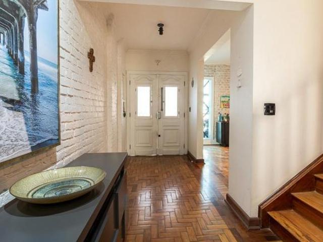 Casa tipo para venda em Água Branca com 3 quartos, sendo 2 suítes, 280m²