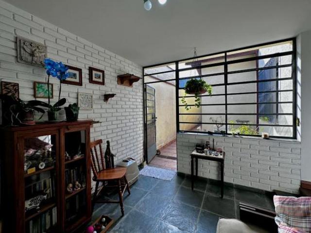 Casa tipo para venda em Cupecê com 2 quartos, sendo 1 suíte, 187m²