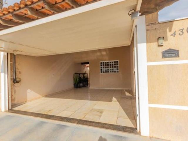 Casa tipo para venda em Jardim Santo Antônio com 3 quartos, 137m²