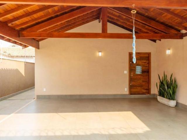 Casa tipo para venda em Residencial São Judas Tadeu com 3 quartos, sendo 2 suítes, 178m²