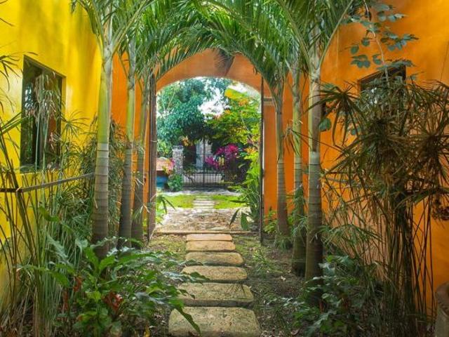 Casa tipo Quinta en Privada BASPUL Yucatán