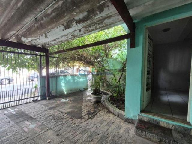 Casa tipo térrea à venda 4 quartos 2 suítes na Saúde