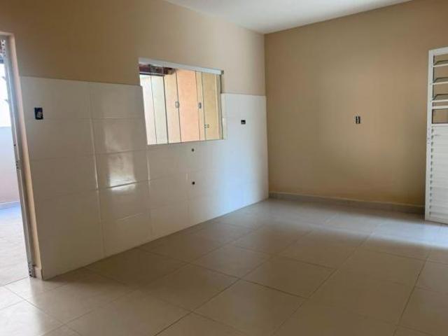 CASA TODA REFORMADA